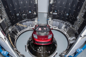 Tesla Roadster Into Falcon Heavy