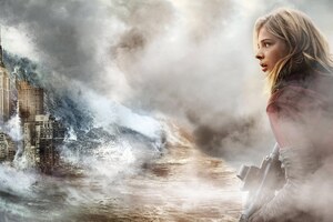 The 5th Wave Movie (1360x768) Resolution Wallpaper