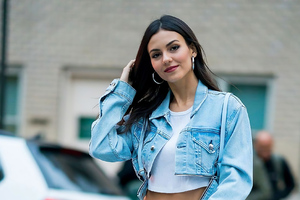 Victoria Justice Street Photography