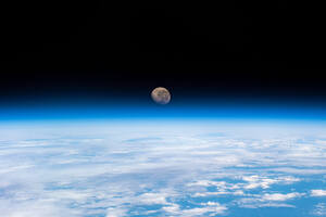 View Of Moon From The Iss Nasa (1400x1050) Resolution Wallpaper