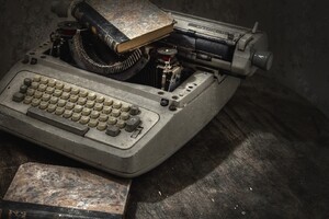 Vintage Typewriter Wallpaper