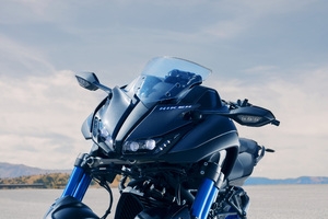 Yamaha Niken Sport Touring Motorcycle (1152x864) Resolution Wallpaper