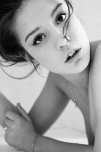 240x320 2016 Adele Exarchopoulos