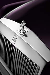 640x1136 2017 Rolls Royce Phantom EWB Front
