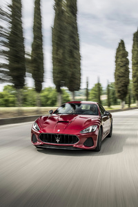 720x1280 2018 Maserati Granturismo