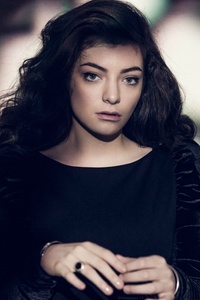 4k Lorde (480x854) Resolution Wallpaper