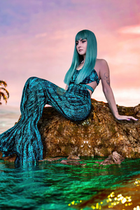 720x1280 A Mermaid Cosplay