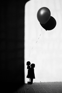A Monochrome Tale Of Girl And Balloon (320x480) Resolution Wallpaper