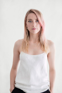 Amber Heard Pink Hairs 4k (240x400) Resolution Wallpaper
