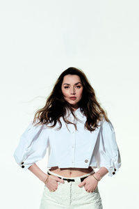 Ana De Armas In Elle Espana (750x1334) Resolution Wallpaper