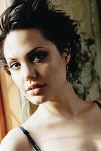 1080x2160 Angelina Jolie 3