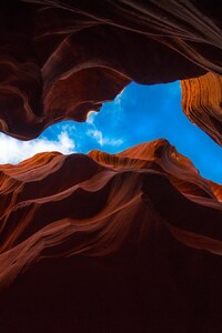 Antelope Canyon (480x854) Resolution Wallpaper