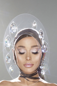 1440x2960 Ariana Grande Rem Beauty 2021