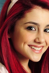 Ariana Grande Smile