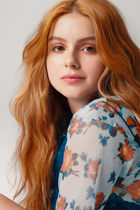 Ariel Winter Ashley Photoshoot For Teen Vogue US 4k 2020 (320x480) Resolution Wallpaper