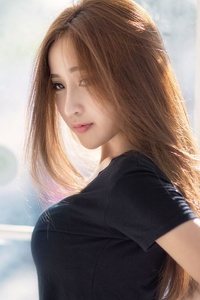 640x1136 Asian Hot Girl