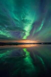 Aurora Over Lake (1080x2160) Resolution Wallpaper