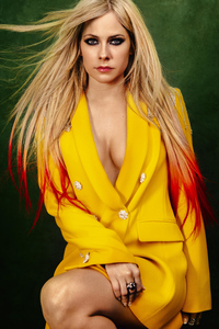 1440x2560 Avril Lavigne Basic Magazine 5k