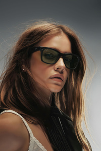 Barbara Palvin Ray Ban Meta Skyler Sunglasses 2025 (720x1280) Resolution Wallpaper