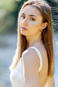 Beautiful Girl With Eye Makeup (320x480) Resolution Wallpaper