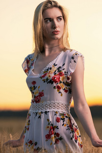 Blonde Girl In Fields (320x568) Resolution Wallpaper
