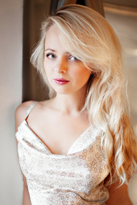 Blonde Girl Looking At Viewer Portrait (1080x2280) Resolution Wallpaper