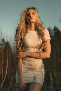 320x480 Blonde Girl White Dress Sunrays On Face 5k