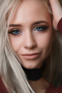 Blue Eyes Girl Portraits (800x1280) Resolution Wallpaper