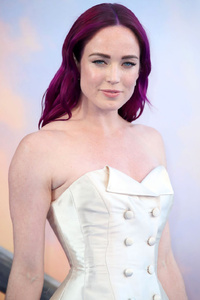 Caity Lotz In White Dress (540x960) Resolution Wallpaper