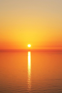 Calm Body Of Water During Sunset (320x480) Resolution Wallpaper