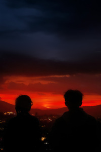 1440x2560 Couple Silhouette In Dark Sunset