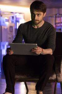 Daniel Radcliffe Now You See Me 2 (360x640) Resolution Wallpaper