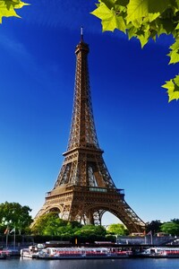 Eiffel Tower Paris 4K