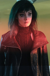 Emma Dumont In The Gifted Season 2 4k (1080x1920) Resolution Wallpaper