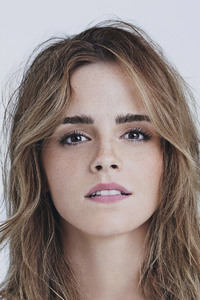 Emma Watson 4k (640x960) Resolution Wallpaper