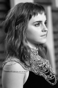 Emma Watson Black And White 4k (640x960) Resolution Wallpaper
