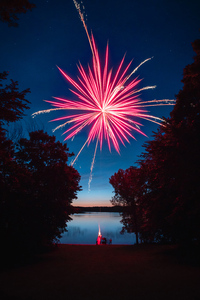 640x960 Firework Lake 4k