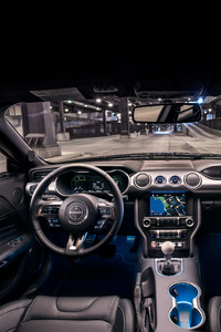 320x568 Ford Mustang Bullitt Interior