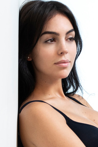 Georgina Rodriguez Model (360x640) Resolution Wallpaper