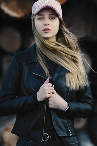 Girl Leather Jacket 4k (640x960) Resolution Wallpaper
