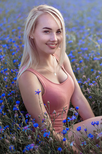 Girl Smiling Lavender Filed 4k (240x400) Resolution Wallpaper