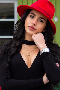Gorgeous Girl Wearing Red Hat (1080x1920) Resolution Wallpaper