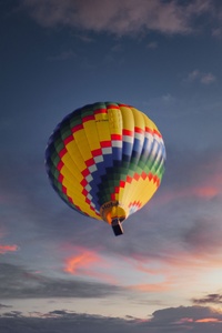 800x1280 Hot Air Balloon Sky 5k