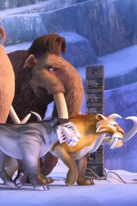 Ice Age Collision Course (320x568) Resolution Wallpaper