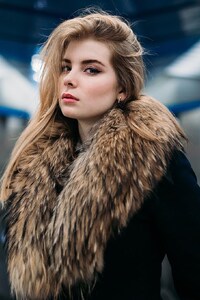 Irina Popova Fur Coat (1125x2436) Resolution Wallpaper