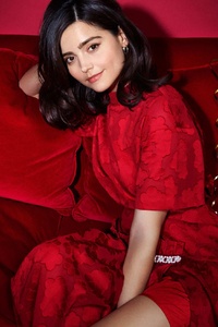 640x960 Jenna Coleman Red Dress