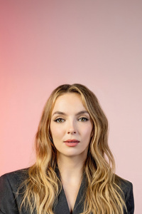 Jodie Comer Entertainment Weekly 2024 (1242x2668) Resolution Wallpaper