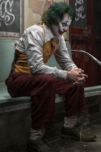 720x1280 Joker Sitting Train 5k