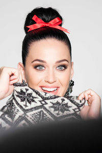 Katy Perry H AND M Photoshoot (240x320) Resolution Wallpaper