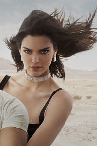 Kendall Jenner Vogue Turkey (1125x2436) Resolution Wallpaper
